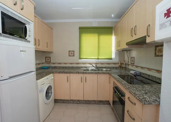 Pinos 22 Menyber 펜션 *