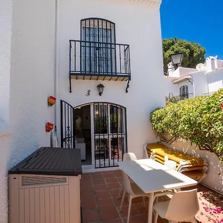 Dom wakacyjny Pinos 22 Menyber Nerja